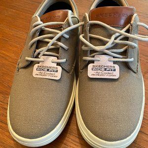 Mens Skechers NWT 8.5 Wide
